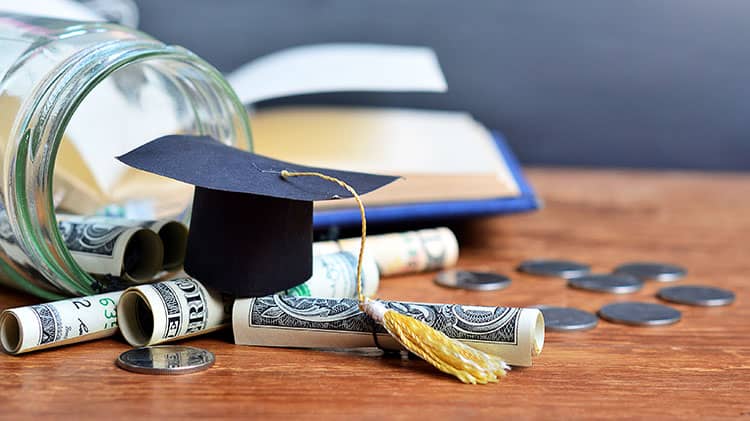 How to Get a Full-Ride Scholarship to Any College: The Complete Guide How to Get a Full-Ride Scholarship to Any College: The Complete Guide